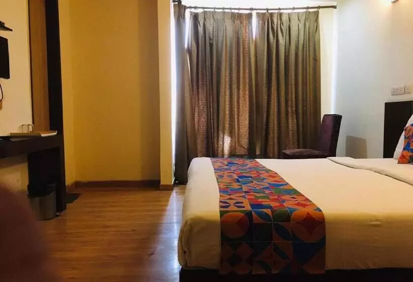 Merriment Hotel Sec 31