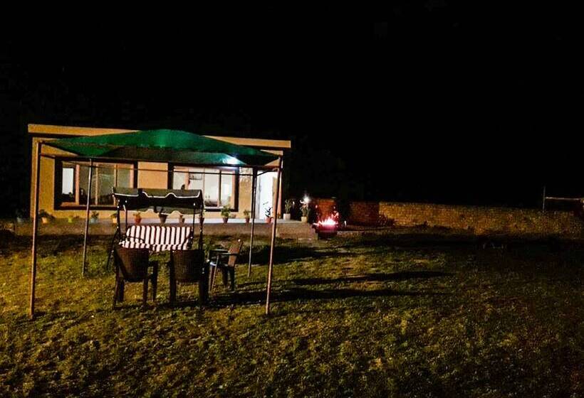 Hotel Paradise North Camp