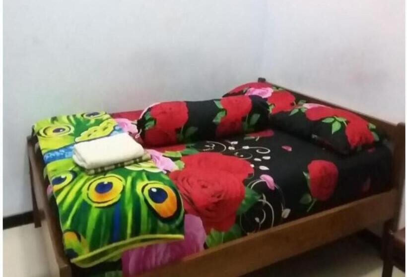 Отель Villa Monesa Tretes