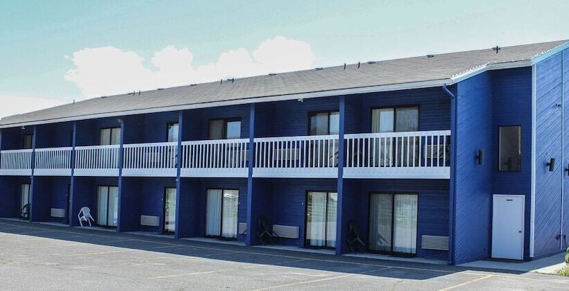 فندق على الطريق Wedge Mountain Inn