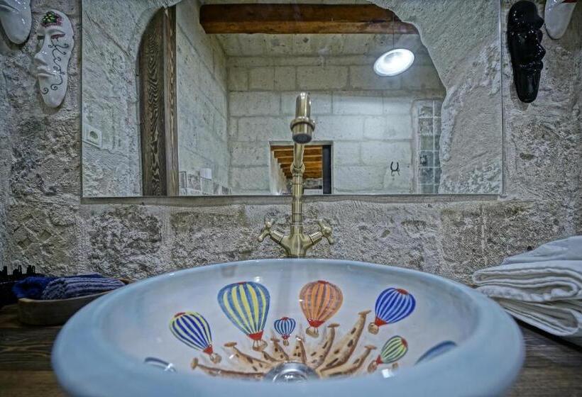 هتل Arinna Cappadocia