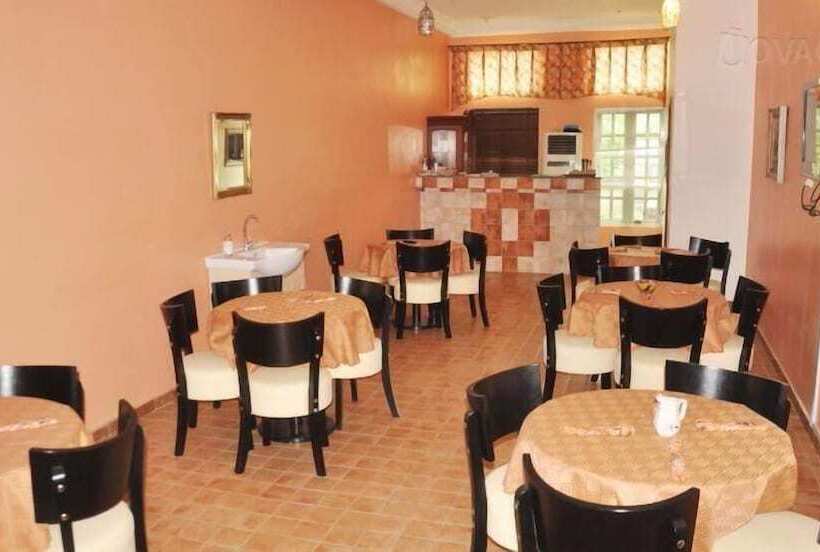 هتل Denami Suites