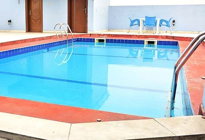 هتل Denami Suites