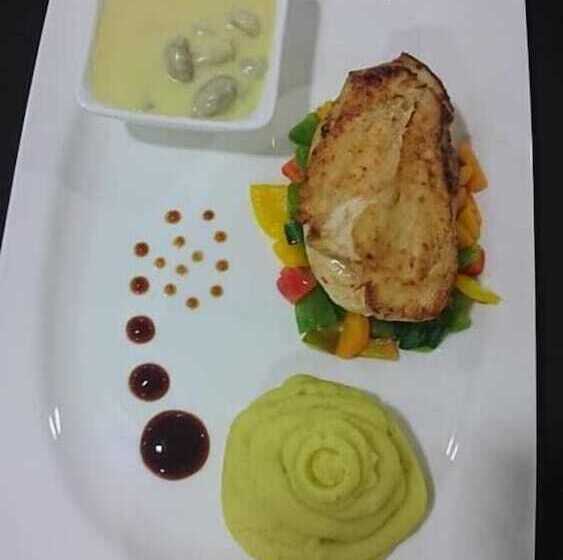 هتل Santarosa Suites & Bar