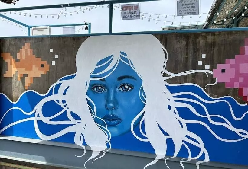 Outpost Hostel   Coron   Adults Only