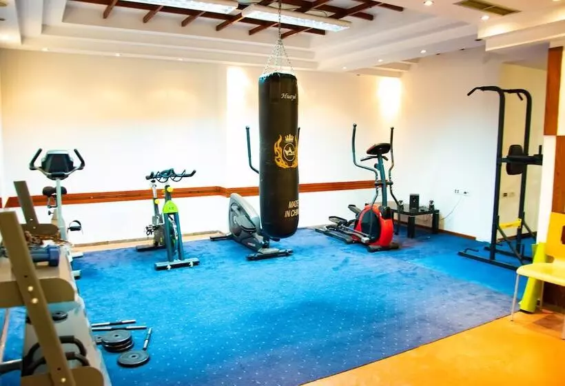 호텔 Airport Tirana