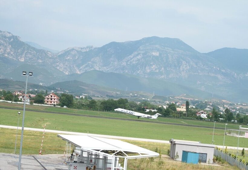 فندق Airport  Tirana