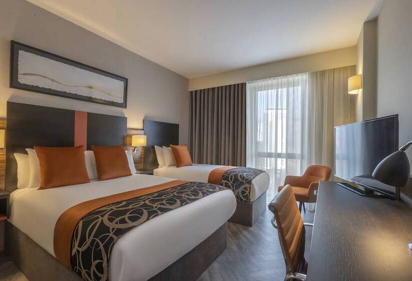 Clayton Hotel Cardiff