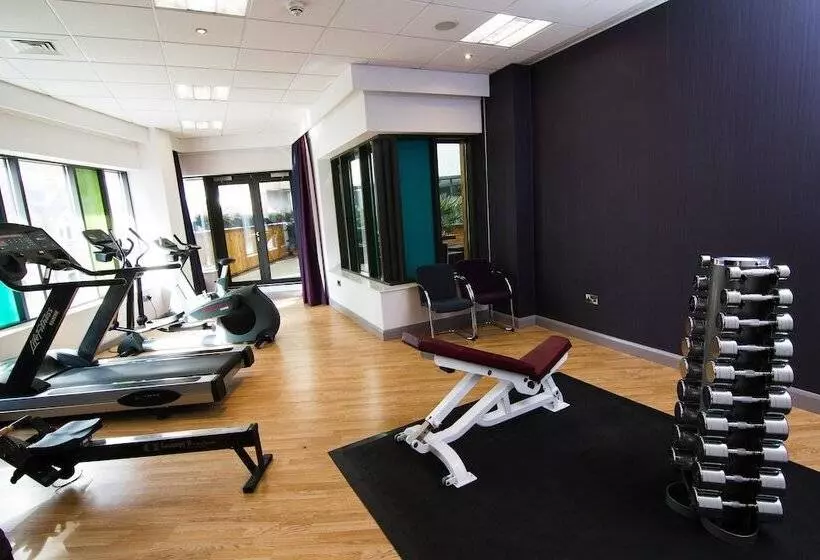 Clayton Hotel Cardiff