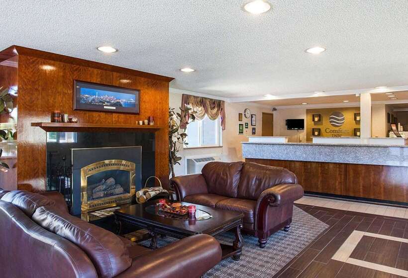 Отель Quality Inn Kirkland