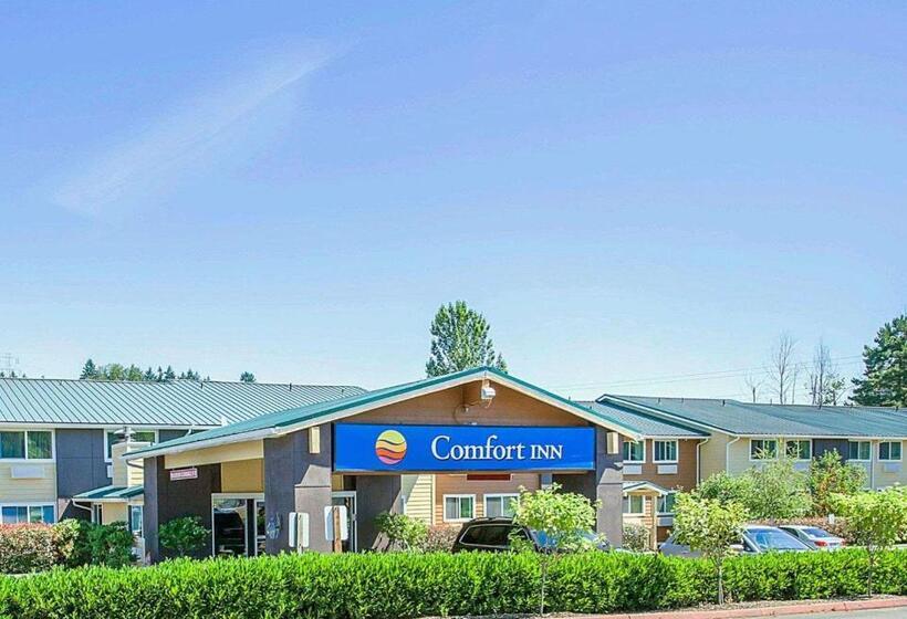 Отель Quality Inn Kirkland