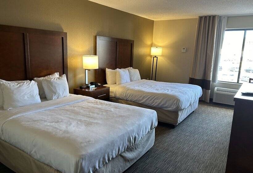 Отель Comfort Inn & Suites Oxford South