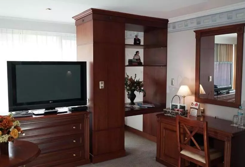 Отель Emperador