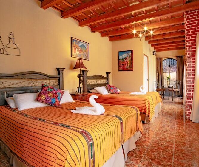 هتل Gran Plaza Euromaya