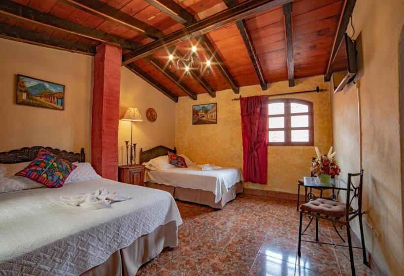 هتل Gran Plaza Euromaya