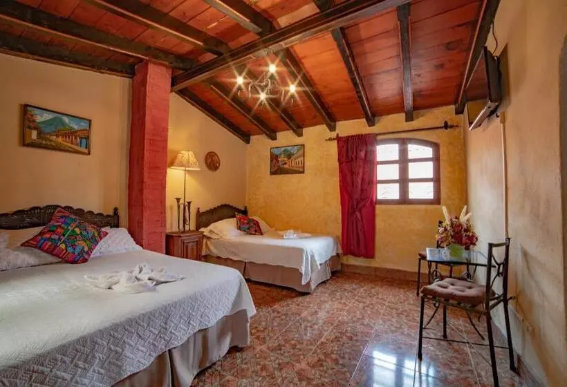 هتل Gran Plaza Euromaya