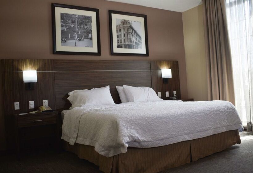 Hotelli Hampton Inn By Hilton Tampico Zona Dorada