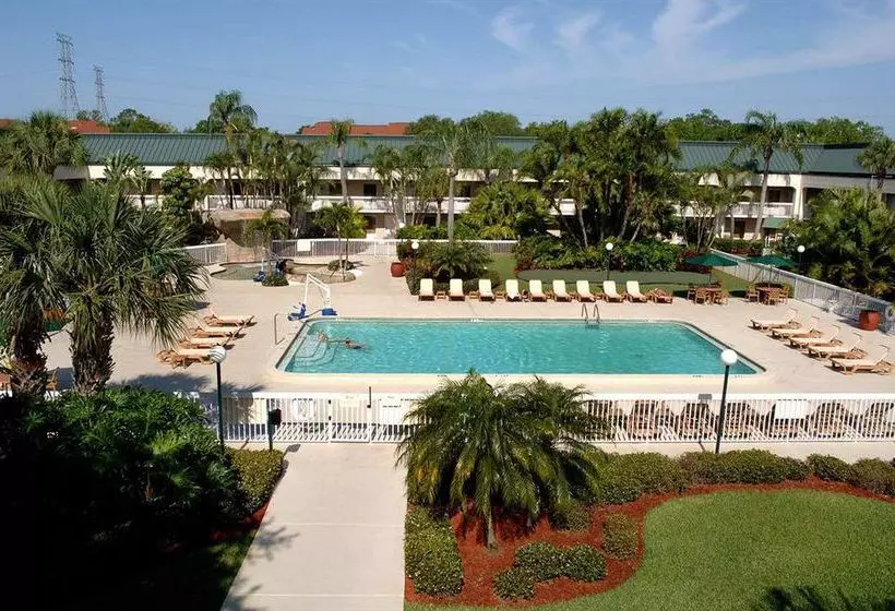 ホテル Quality Inn Central Clearwater Beach