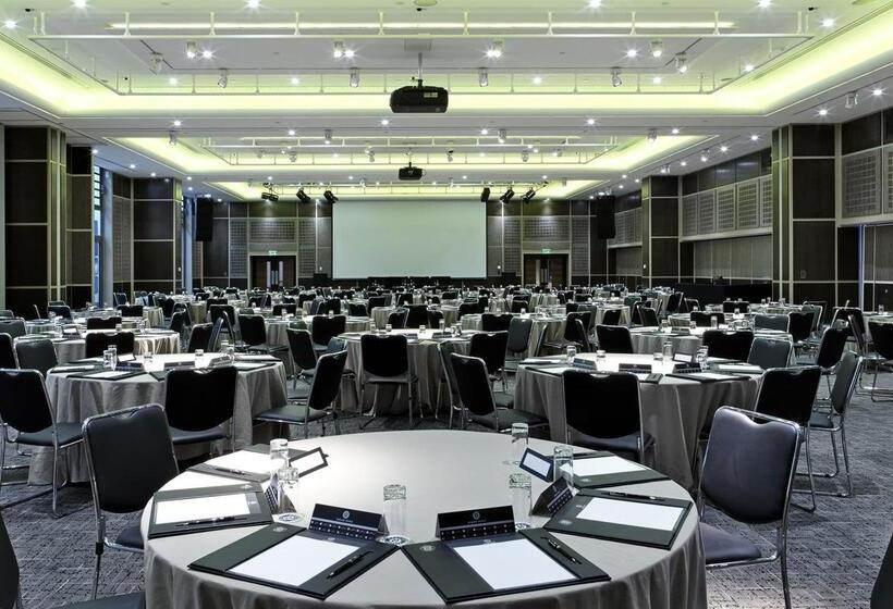 هتل Leonardo Royal  London Tower Bridge