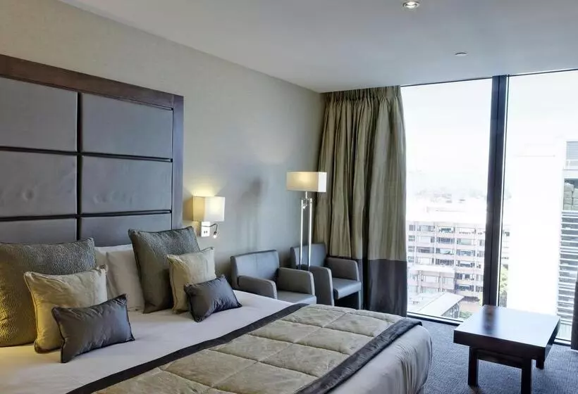 ホテル Leonardo Royal  London Tower Bridge