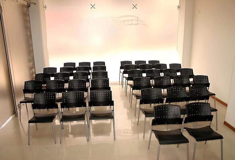 هتل Luxor Plaza Pereira