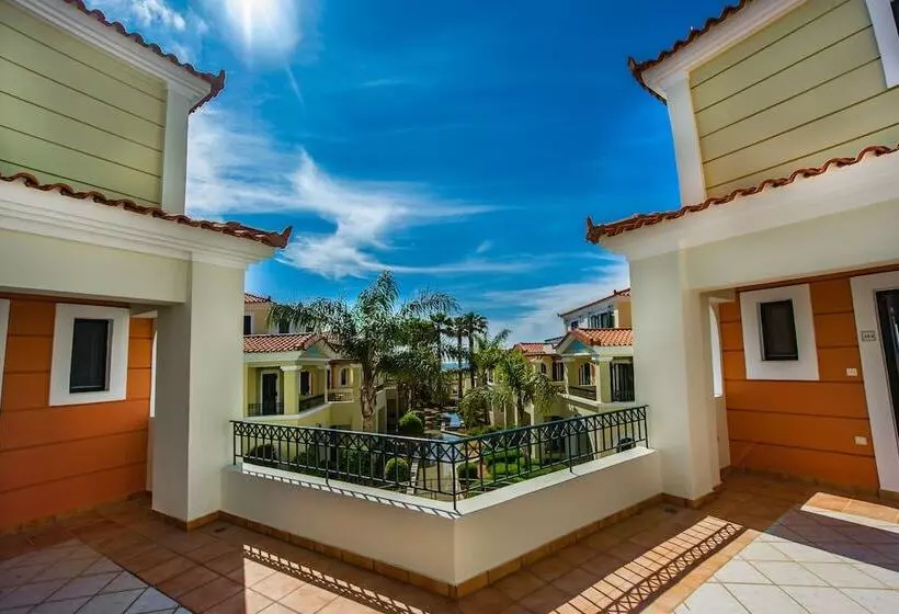 בית מלון כפרי Messina Resort