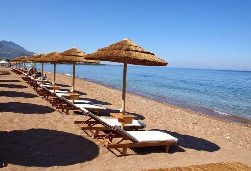 فندق Messina Resort