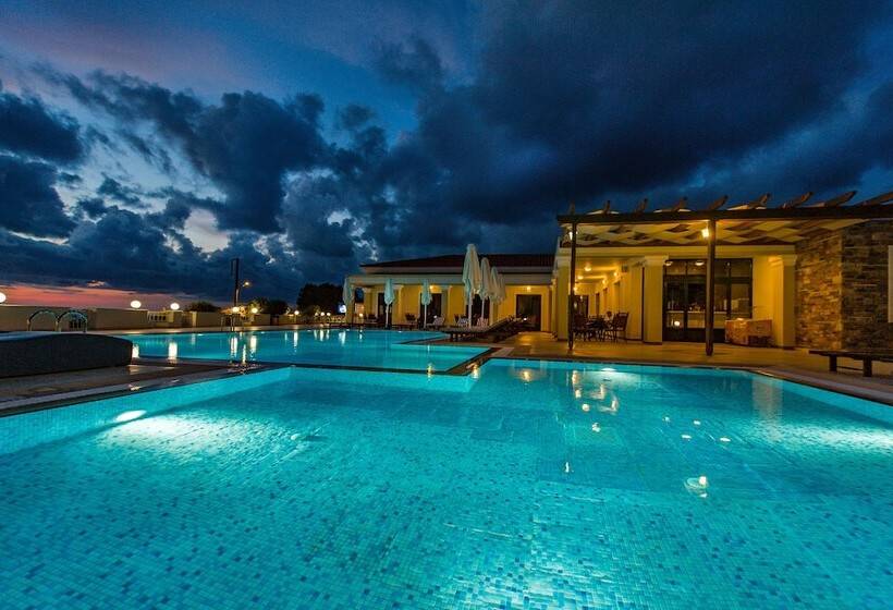 فندق Messina Resort