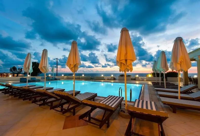 בית מלון כפרי Messina Resort