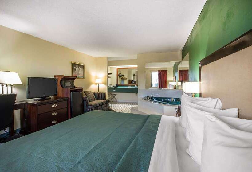 فندق Quality Inn Byron