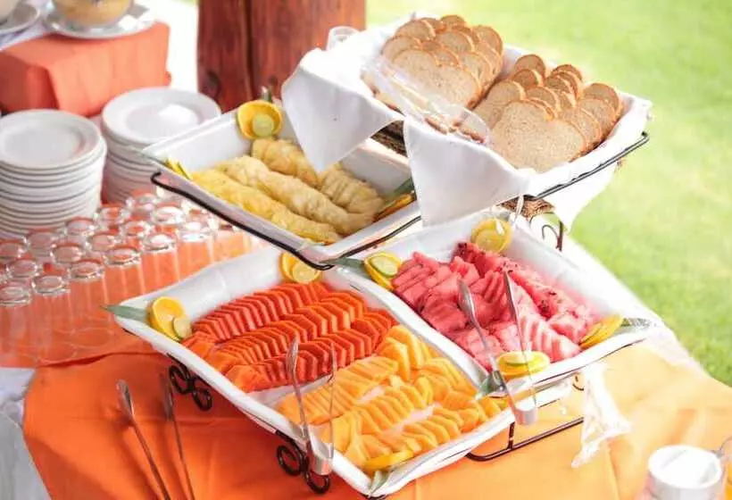 Hotelli Real Del Valle Tepoztlan