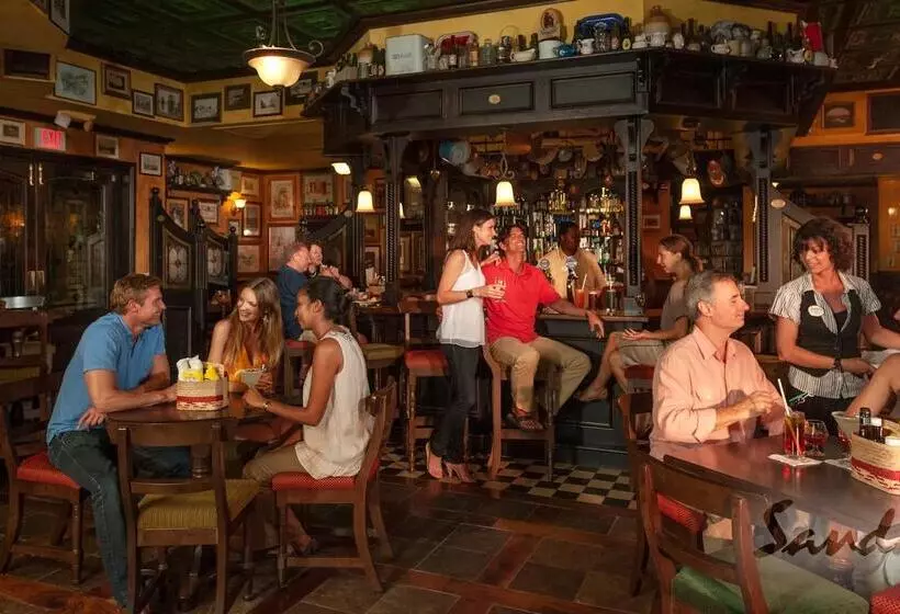 هتل Sandals Emerald Bay   All Inclusive Couples Only