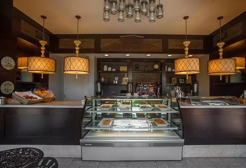 هتل Sandals Emerald Bay   All Inclusive Couples Only