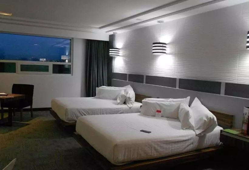 Suites Inn La Muralla Hotel & Spa