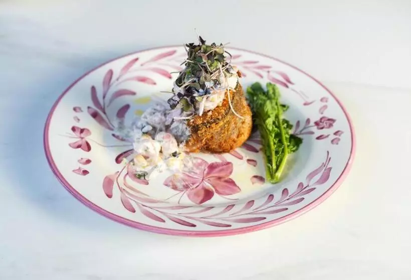 Hotel Termales El Otoño