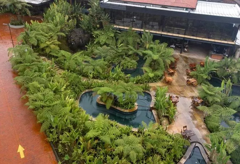 Hotel Termales El Otoño