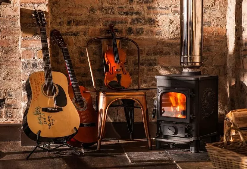 酒店 The Glencoe Inn