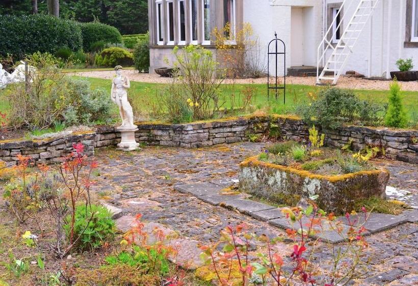 فندق Invernairne