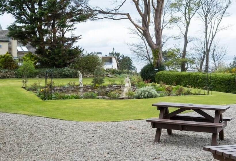 فندق Invernairne