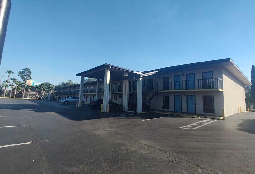 酒店 High Springs Inn