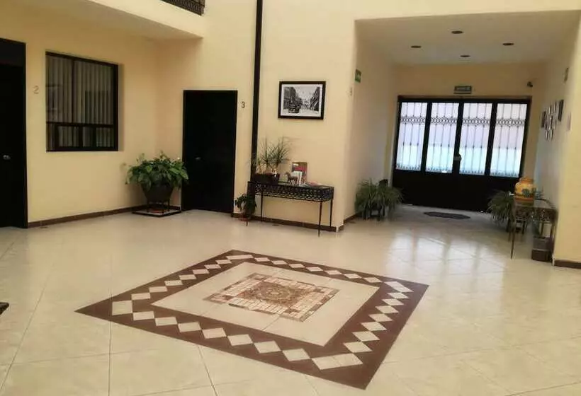 هتل Y Suites El Refugio De Don Carlos