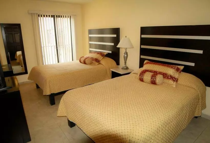 هتل Y Suites El Refugio De Don Carlos