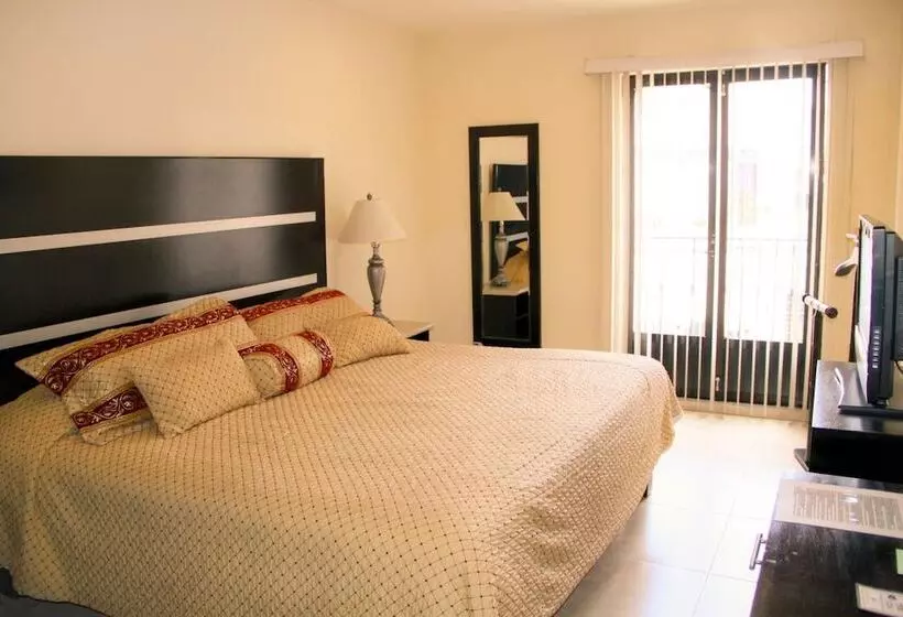 هتل Y Suites El Refugio De Don Carlos