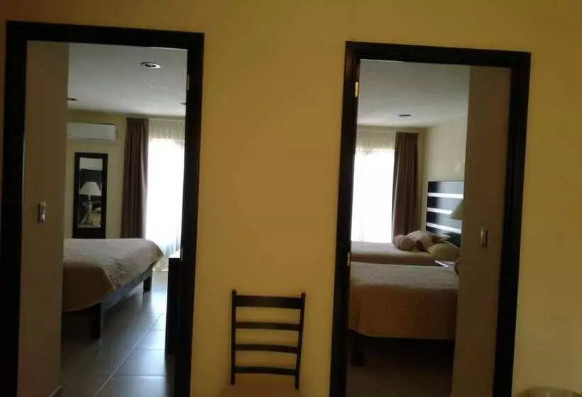 هتل Y Suites El Refugio De Don Carlos