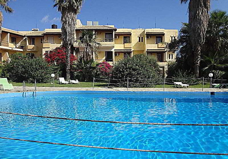 בית מלון כפרי Minoas