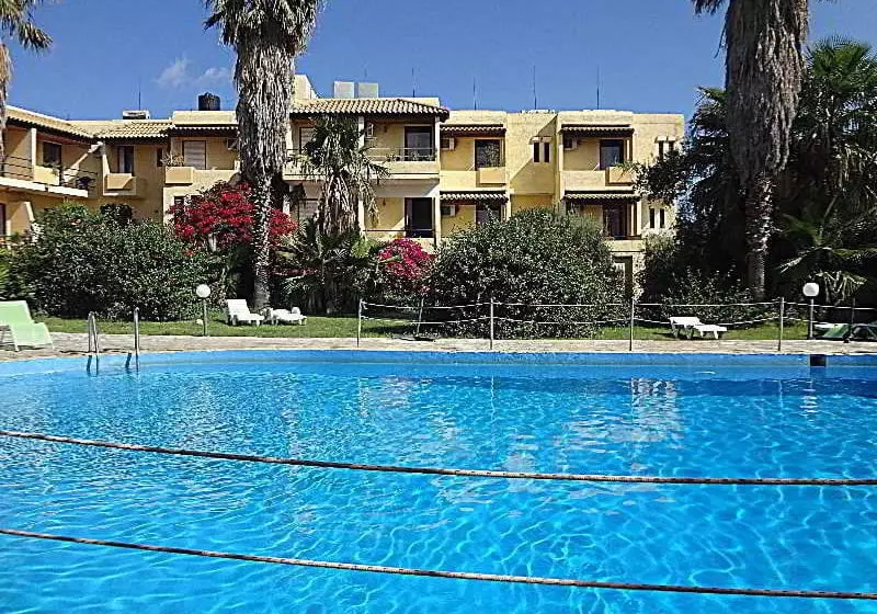 בית מלון כפרי Minoas