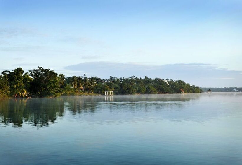 리조트 Rancho Encantado