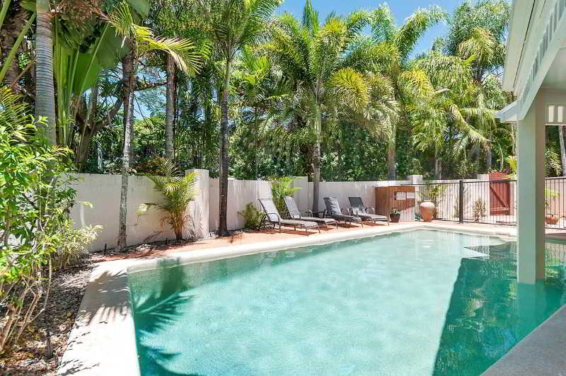 The Villas Palm Cove