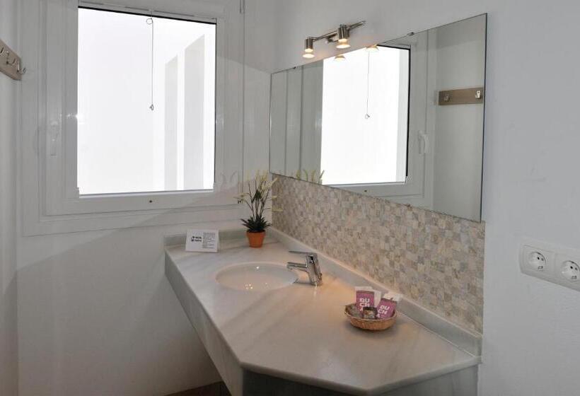 Hostal Tarifa Recepcion Abierta Las 24h