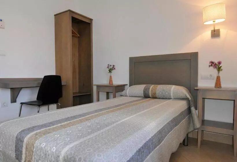 Hostal Tarifa  Recepcion Abierta Las 24h